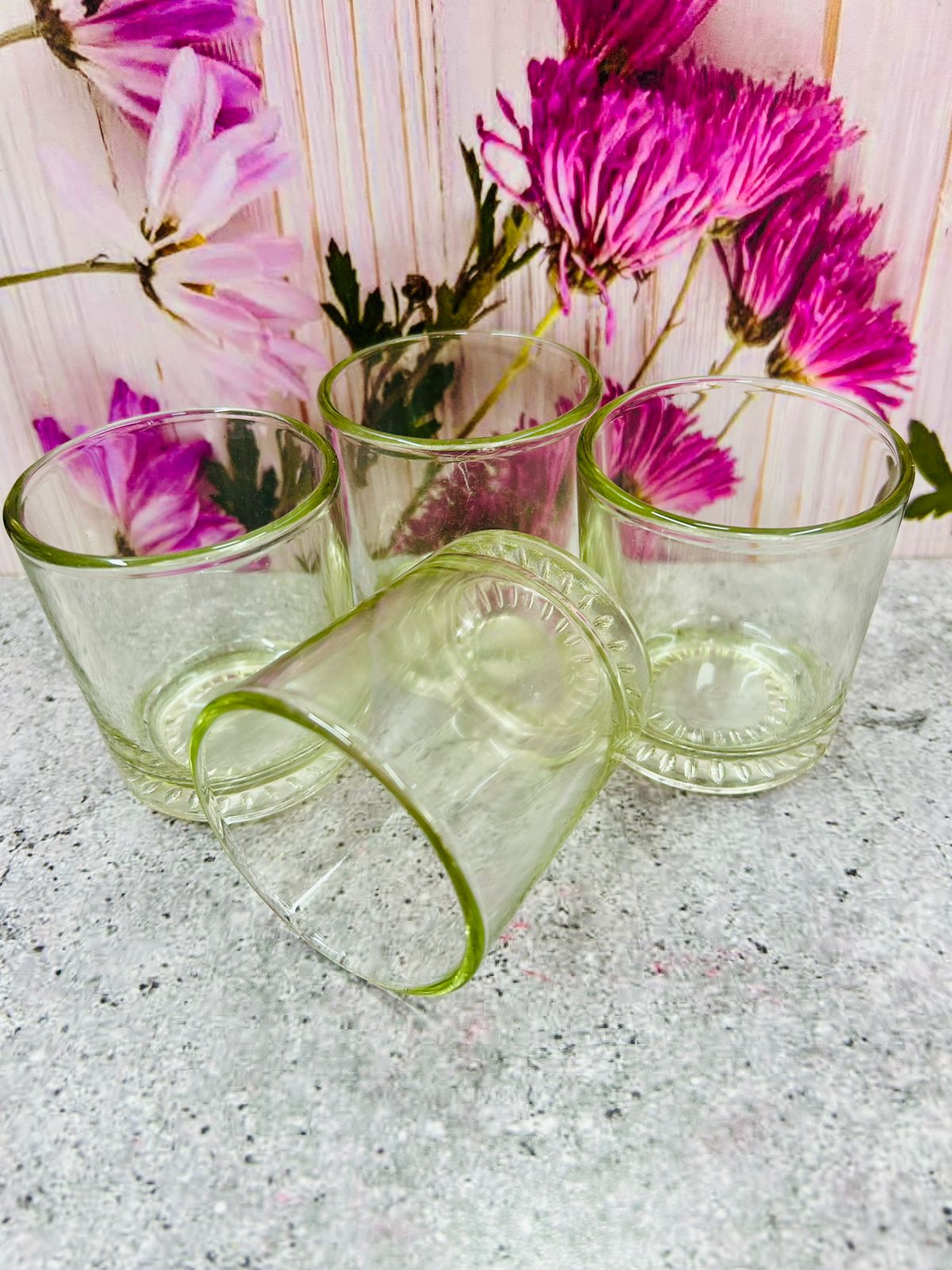 Vaso de vidrio artesanal pequeño