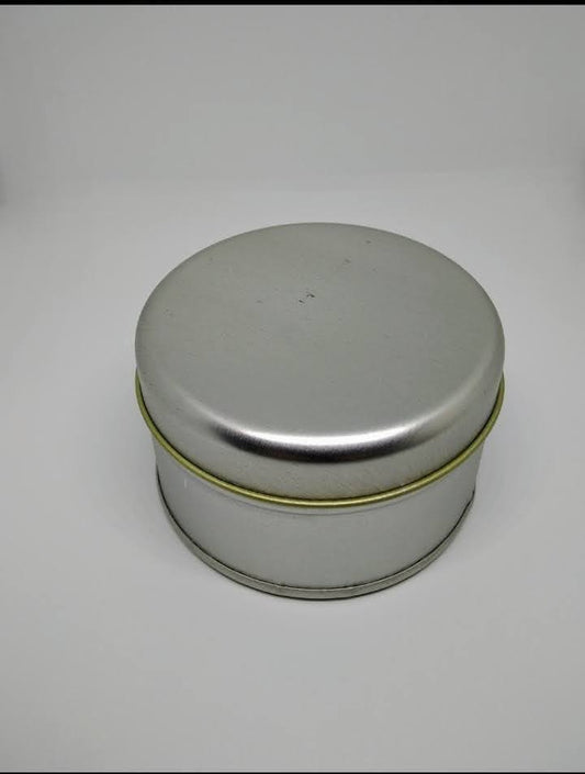 Envase de hojalata tradicional