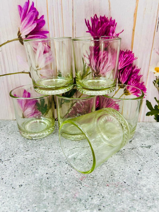 Vaso de vidrio artesanal pequeño