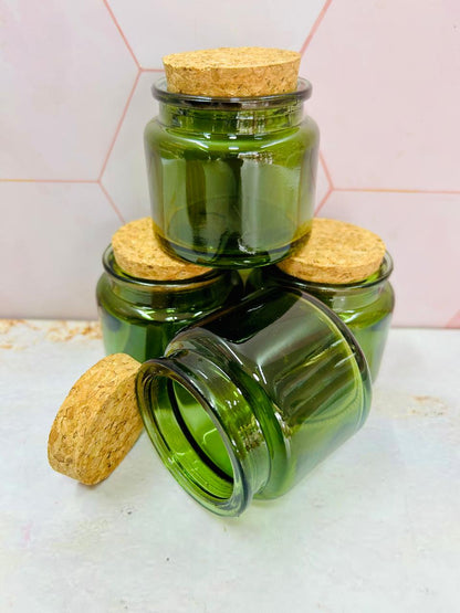 Vaso de Vidrio Verde Pequeño con tapa de Corcho